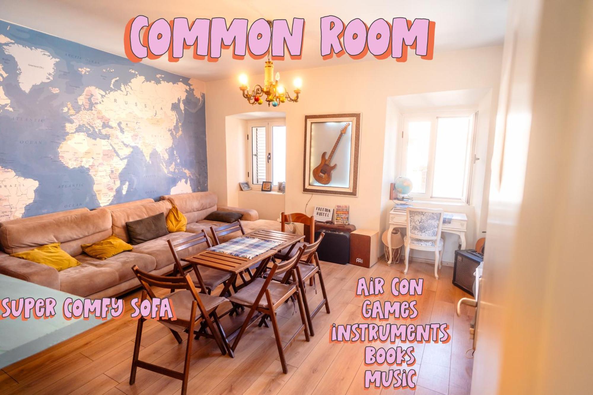 Freedom Hostel Будва Екстер'єр фото
